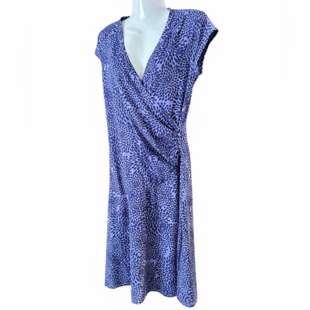 Athleta Faux Wrap V-Neck Cap Sleeve Dotted
Floral Athletic Dress Size S - Picture 6 of 9